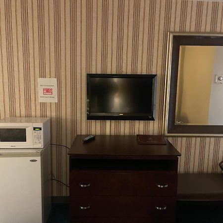 Dollinger'S Motor Inn Albion Buitenkant foto